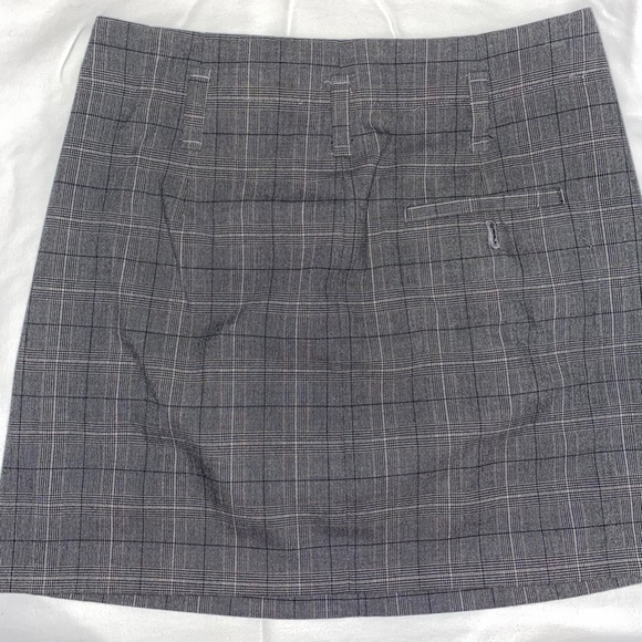Gap Plaid Mini Skirt - Picture 2 of 3